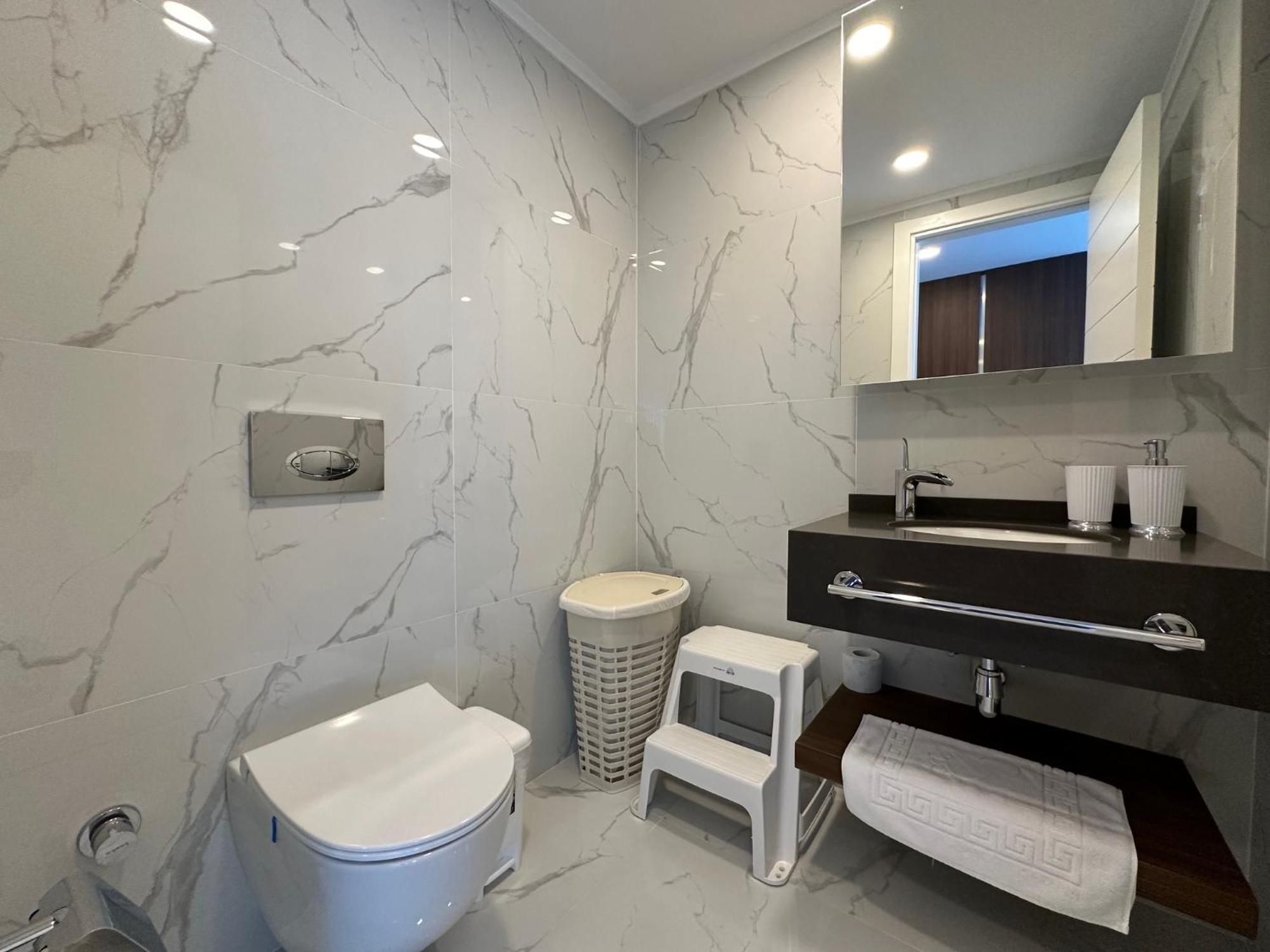 Grand Sapphire Luxury By Myguest Cyprus Apartament