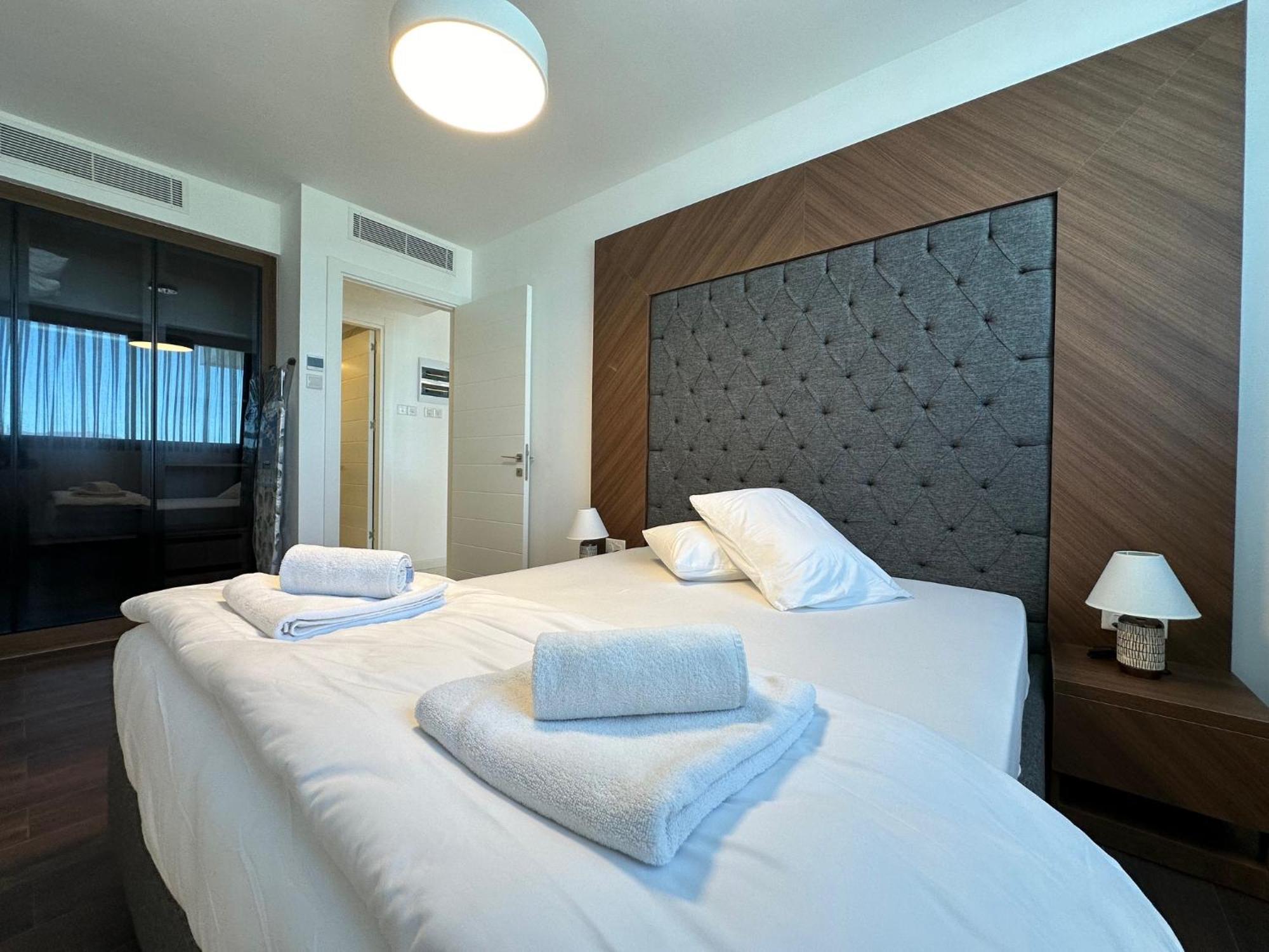 Grand Sapphire Luxury By Myguest Cyprus Apartament